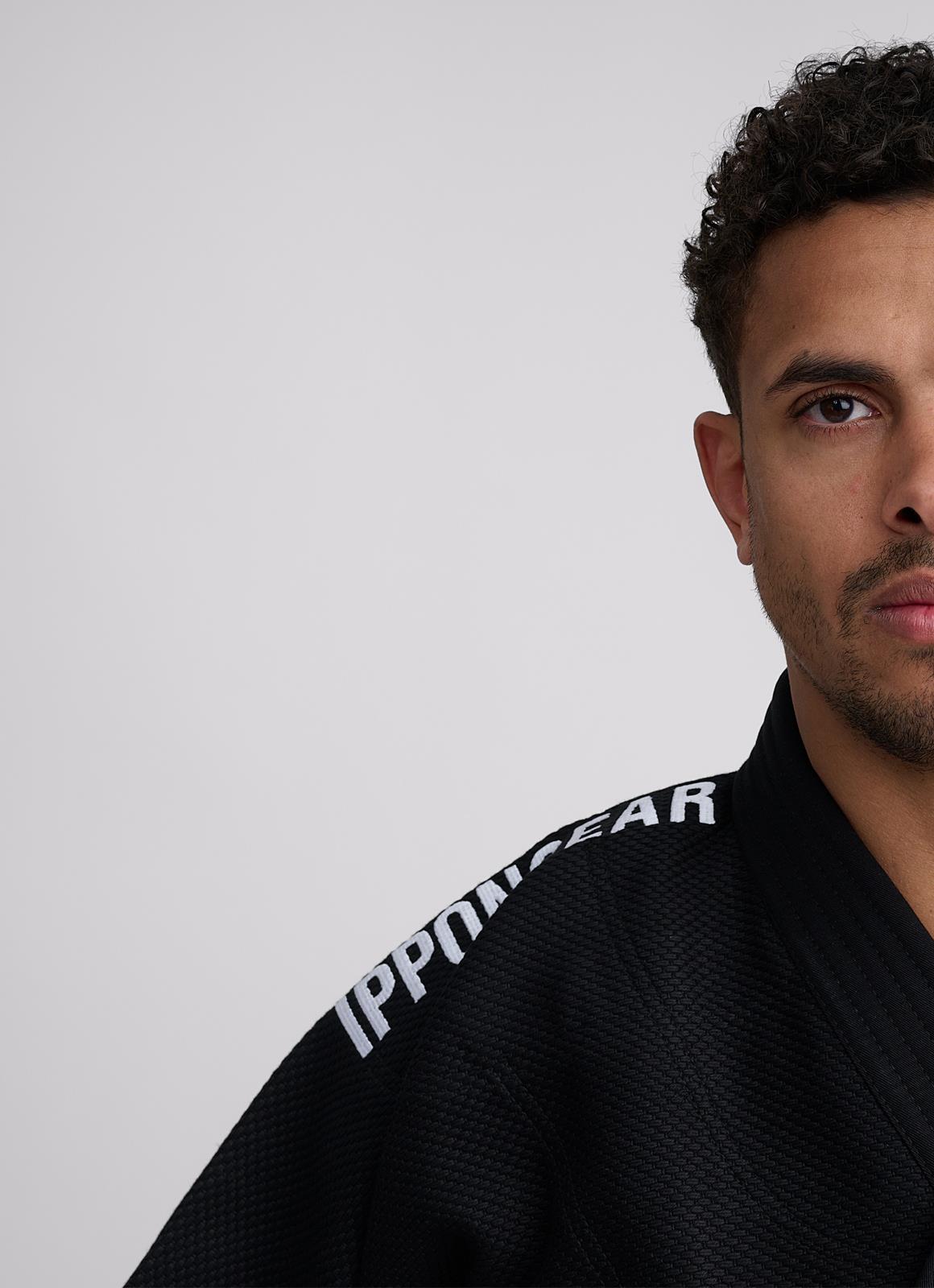 Judojacke Ippon Gear® Fighter 2 weiß/blau/schwarz/slim 140-200