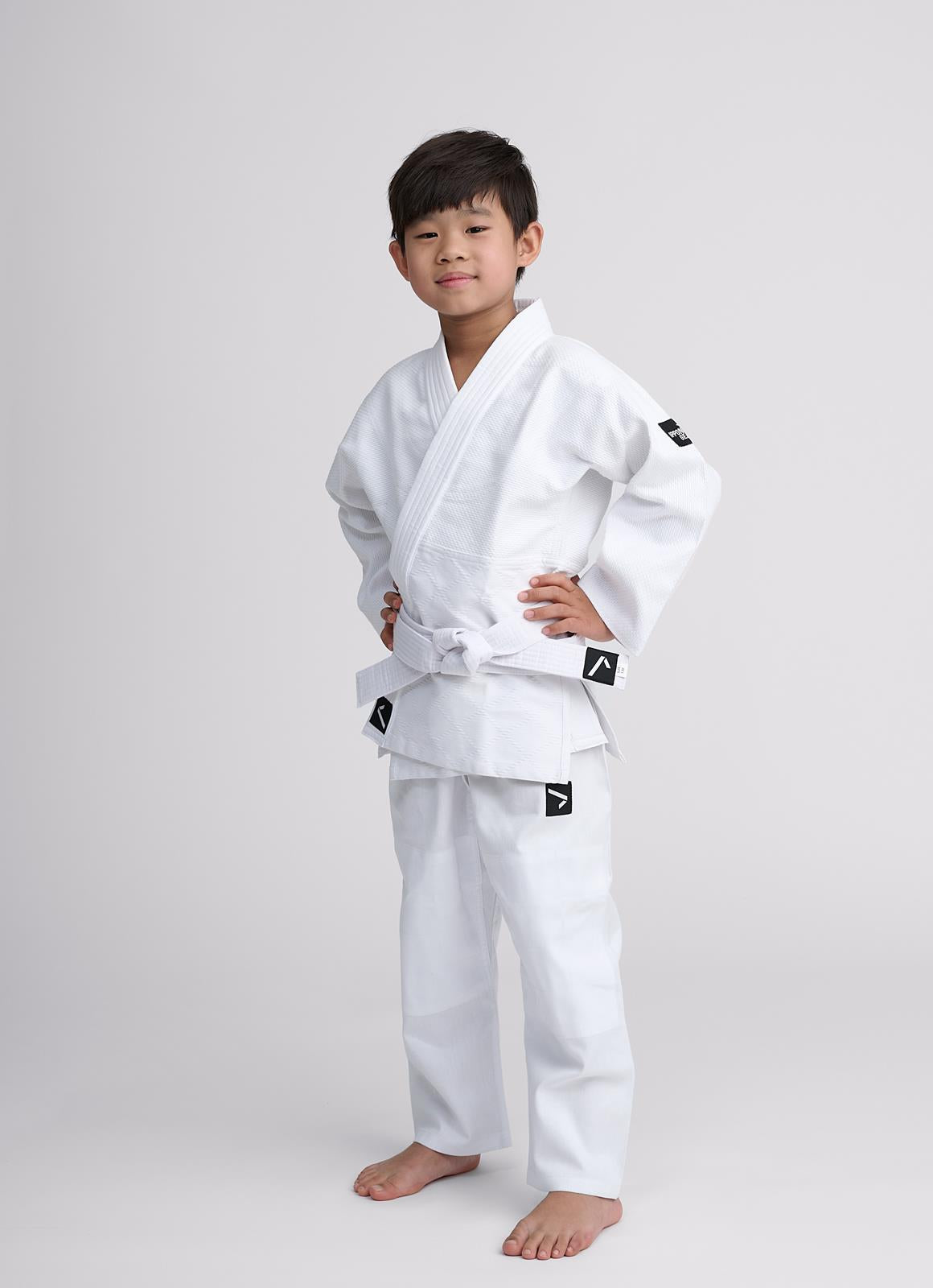 Judoanzug Ippon Gear® Future 2, weiß perfekt für Einsteiger