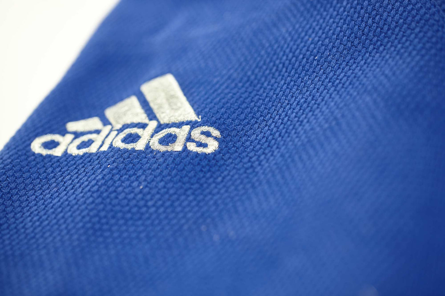 Judoanzug adidas® J990S Millenium weiß / blau, extra fester Stoff 990 gr./m² 160-200